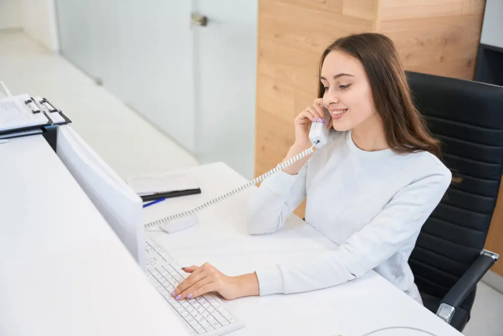 Pourquoi opter pour l’accueil téléphonique externalisé ?